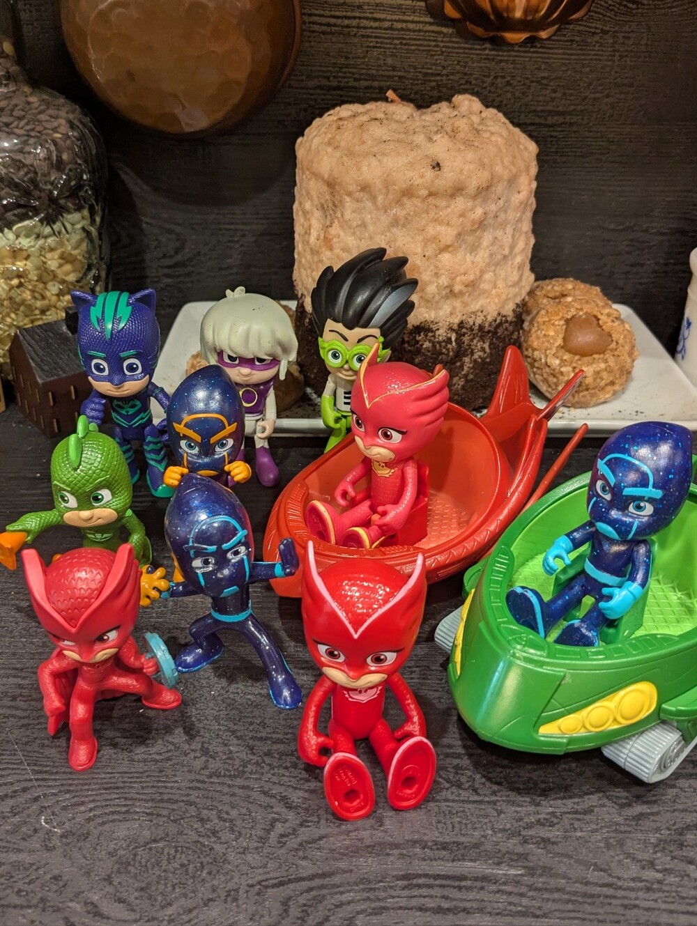 PJ Masks 9 Assorted Kids Action Figures & Vehicles Catboy Gekko Owlette And More